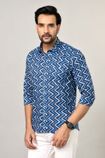 Load image into Gallery viewer, Blue Zigzag Sanganeri Print Cotton Shirt for Men