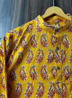 Load image into Gallery viewer, Rangrez Yellow Short Kurta - Sanganeri Print