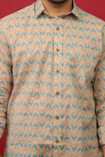 Load image into Gallery viewer, Men’s Beige Floral Printed Full Sleeve Shirt by Rangat Jaipur