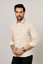 Load image into Gallery viewer, Buti Motif Light Base Traditional Print Casual Shirt