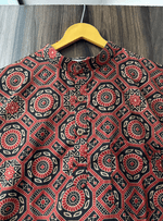Load image into Gallery viewer, Rajwara Pattern Short Kurta- Block Print
