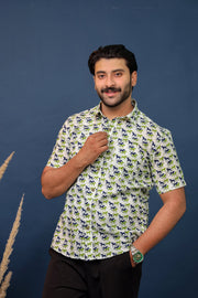 Men wearing white horse print cotton shirt with handcrafted casual pattern by Rangat Jaipur.