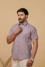 Load image into Gallery viewer, Men’s Lavender Floral Printed Half Sleeve Shirt by Rangat Jaipur