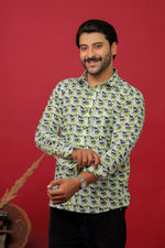 Load image into Gallery viewer, Sanganeri Horses Printed Shirt - White