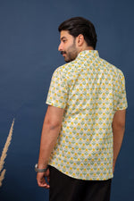 Load image into Gallery viewer, Men’s Yellow Floral Hand Block Printed Cotton Shirt – Sanganeri Print by Rangat Jaipur