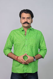 Traditional green Bandhani motif shirt for men by Rangat Jaipur
